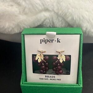 Piper k brass maroon grape dangling earrings